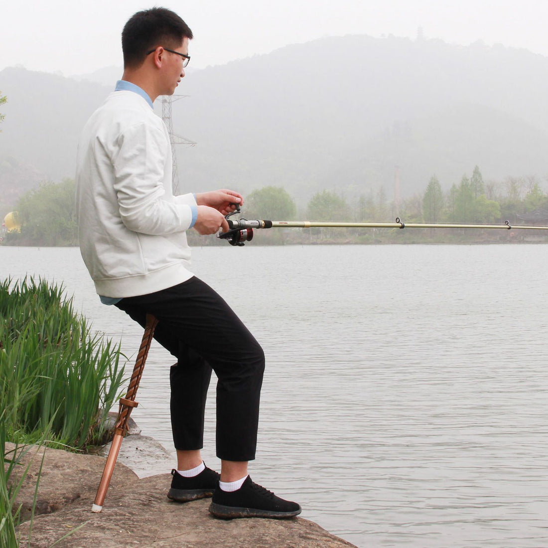 Folding Trekking Pole with Portable Stool